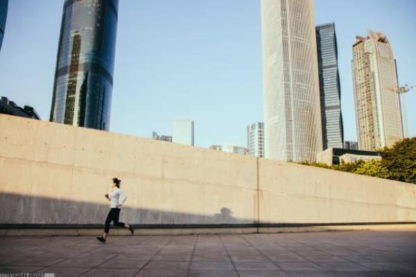 初学者如何快速掌握一项体育项目的基础(图1)